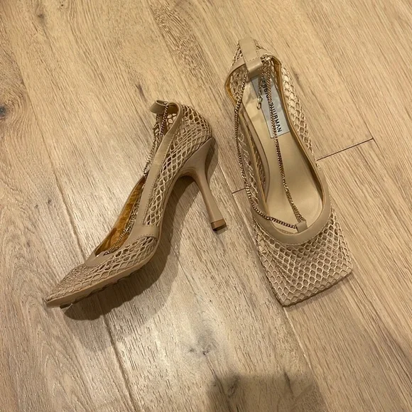 Mesh heels - Picture 1 of 3